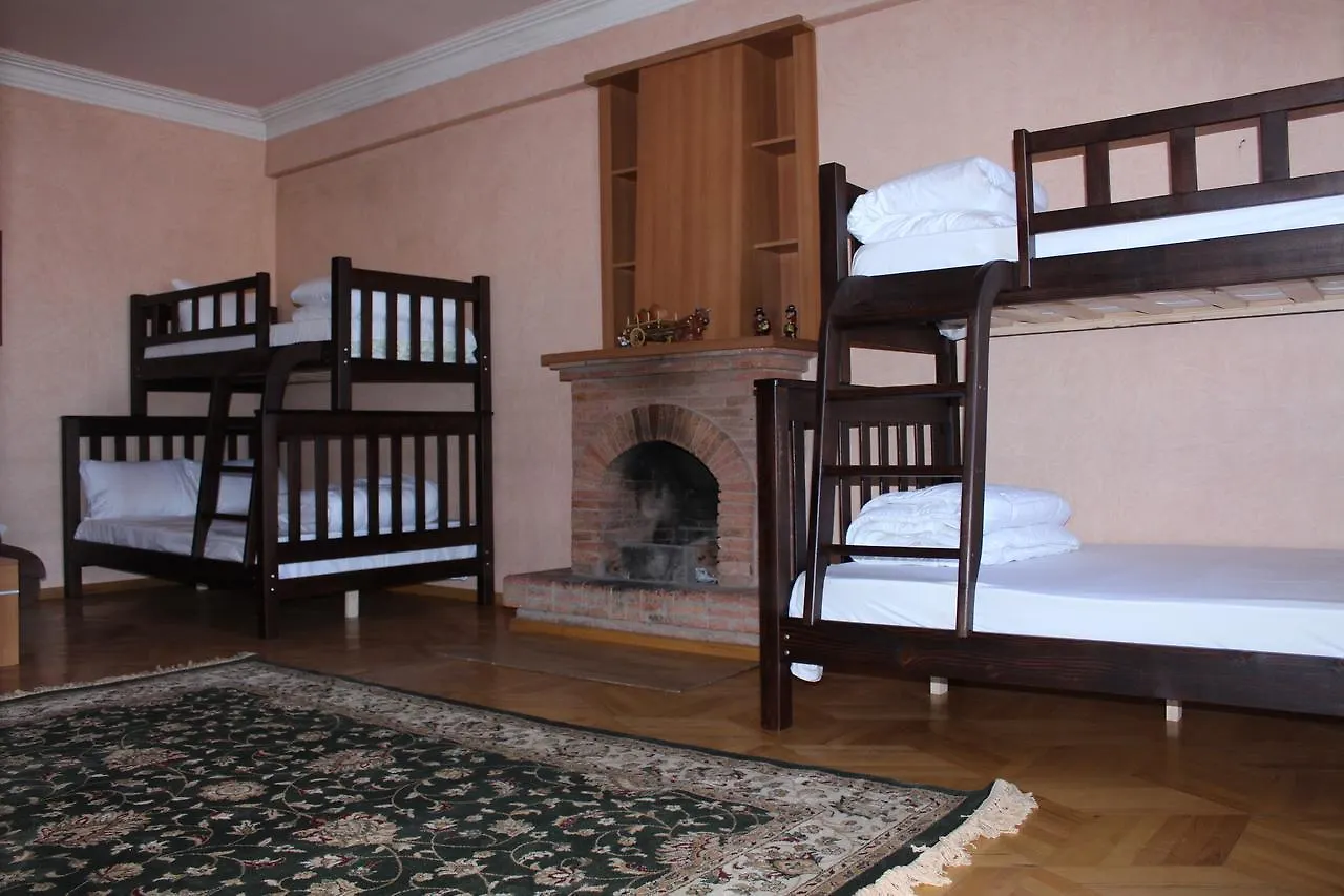 Herrmas Hostel Tbilisi