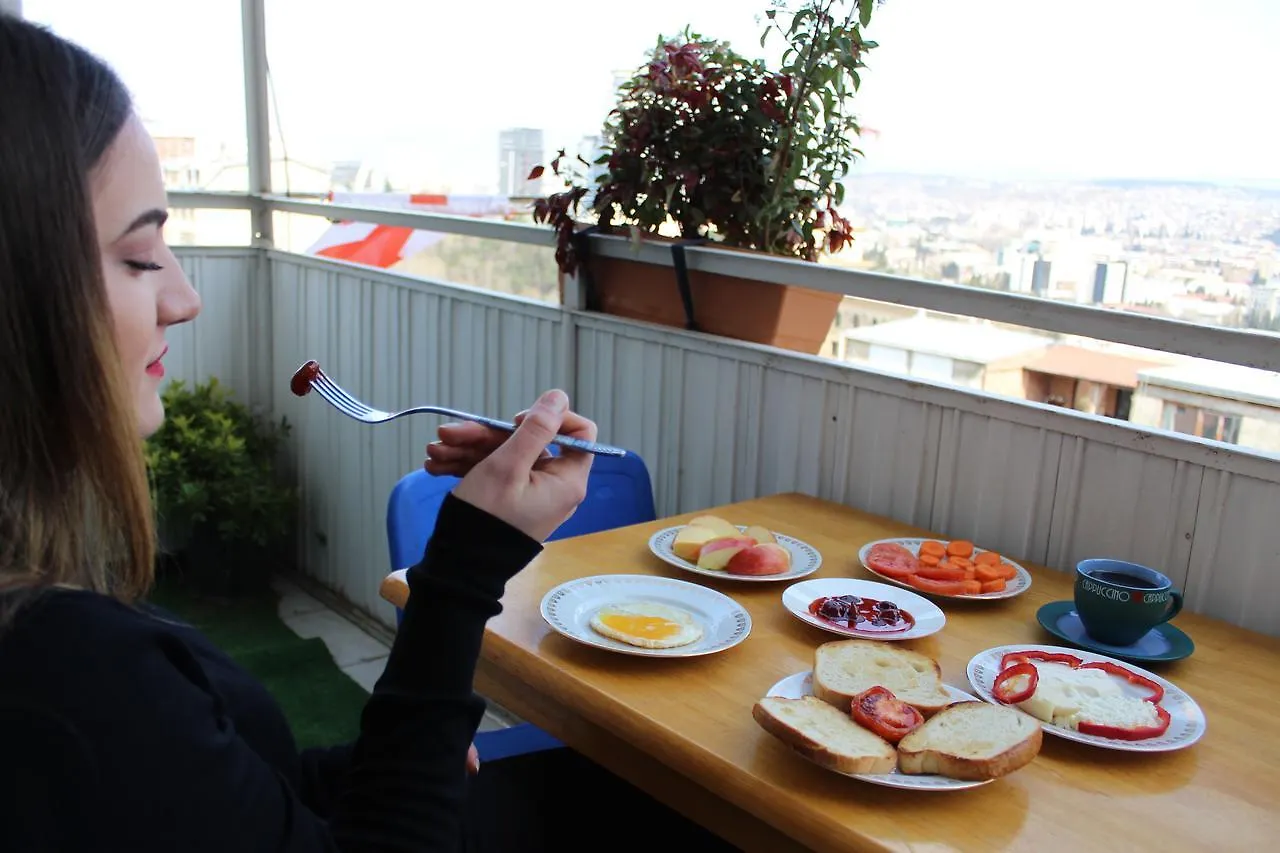 Herrmas Hostel Tbilisi