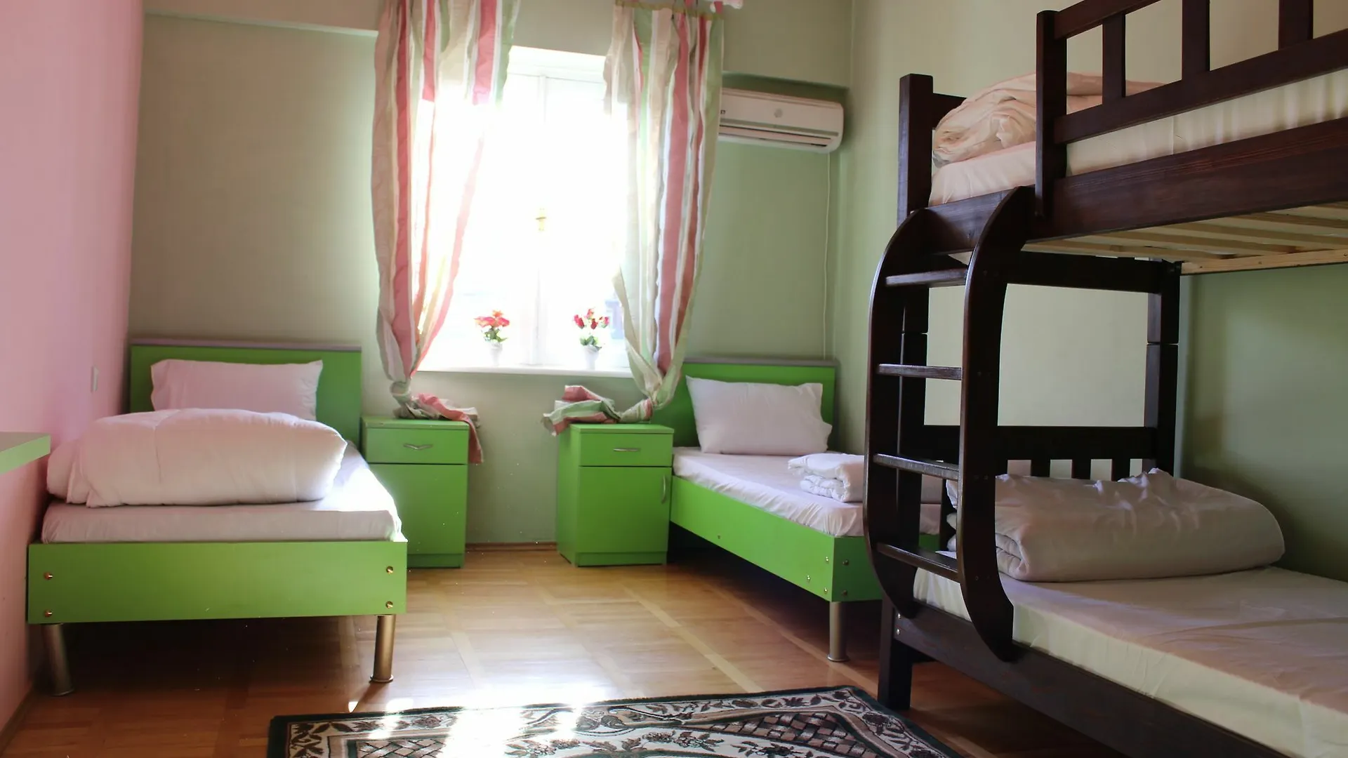 Herrmas Hostel Tbilisi Georgia